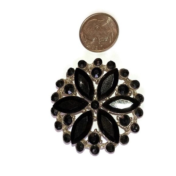 Silver Metal with Black Rhinestone Brooch - Picture 3 of 6